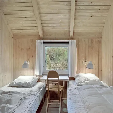 Catarine - 1-1km From The Sea By Interhome *