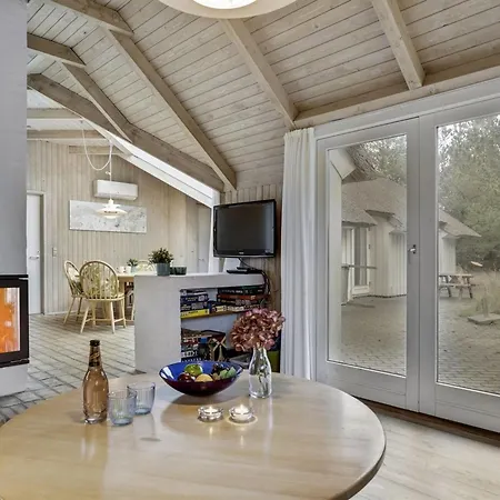 Catarine - 1-1km From The Sea By Interhome Feriehus *